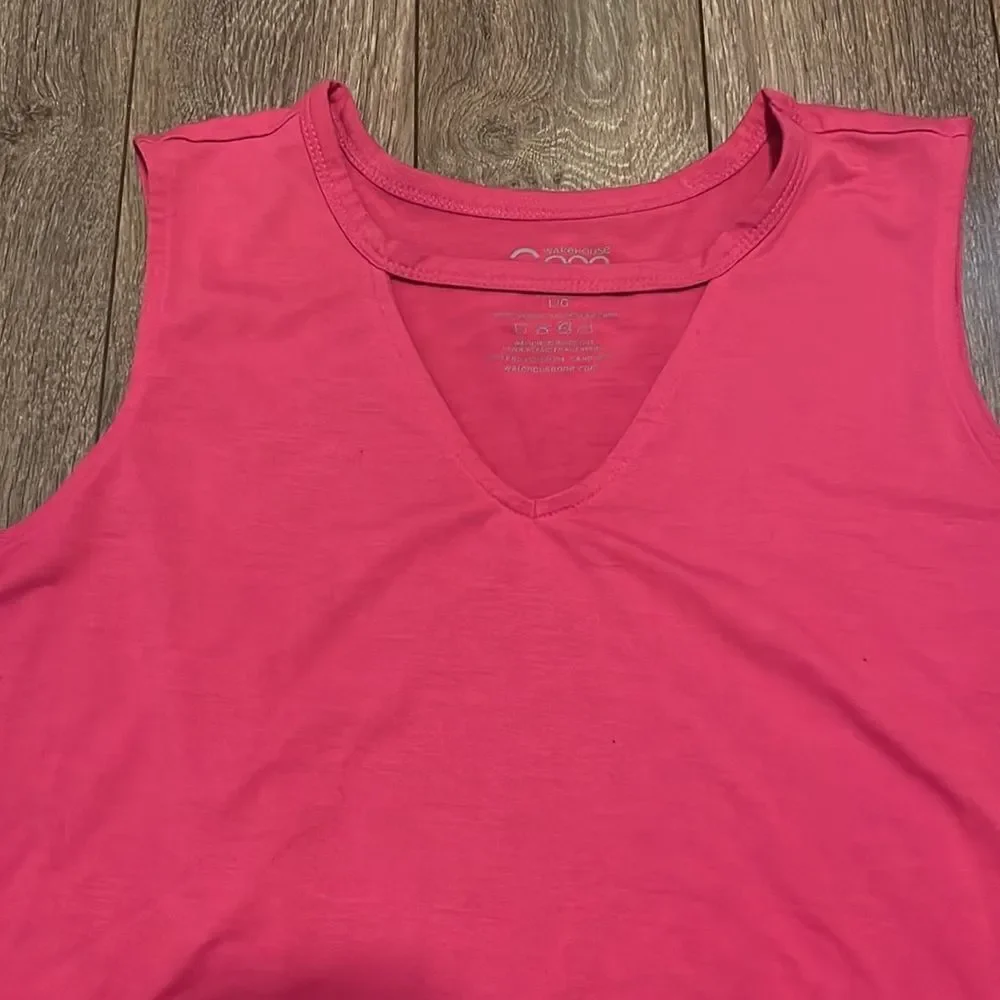 WAREHOUSE One Pink Sleeveless V-Neck Tank Top - Picture 9 of 9